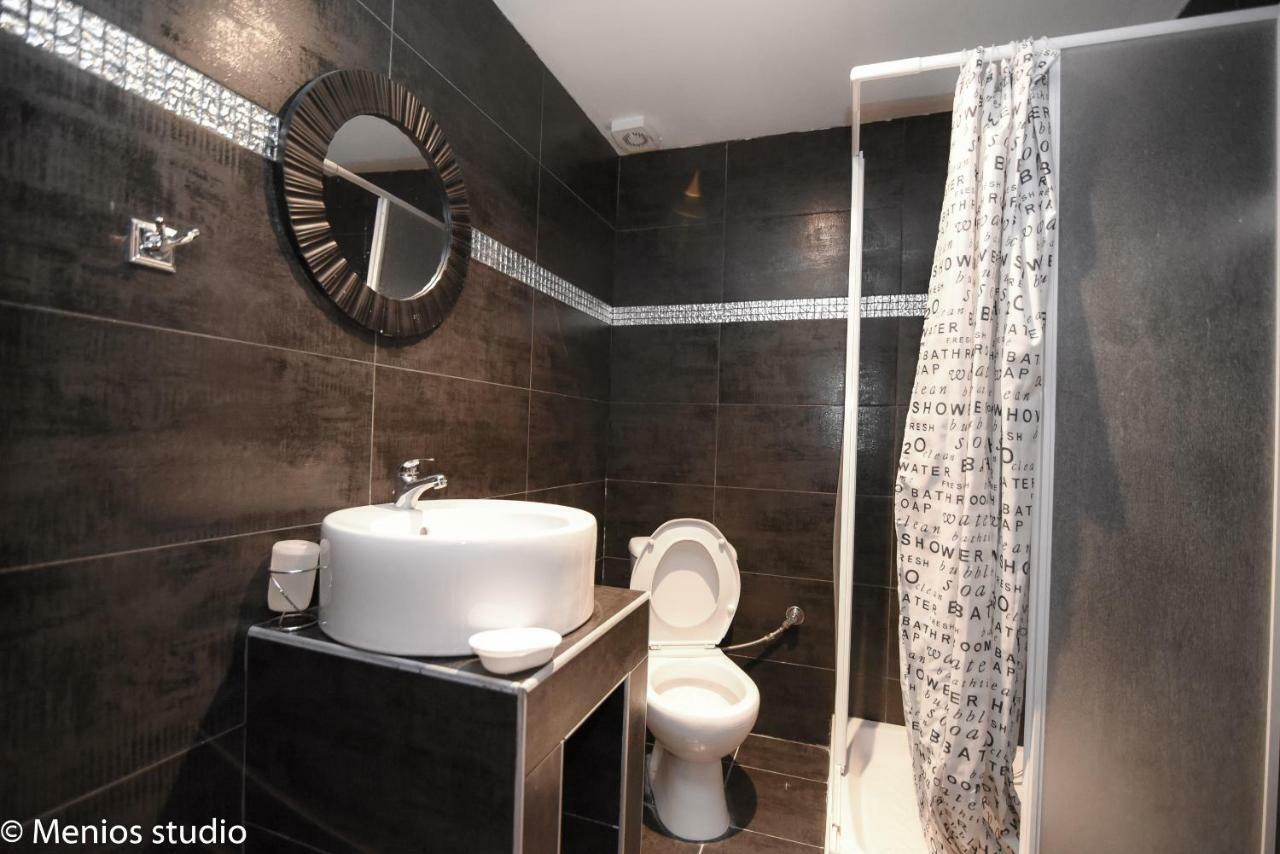 Menios Apartments And Studios Nea Kallikrateia Bagian luar foto