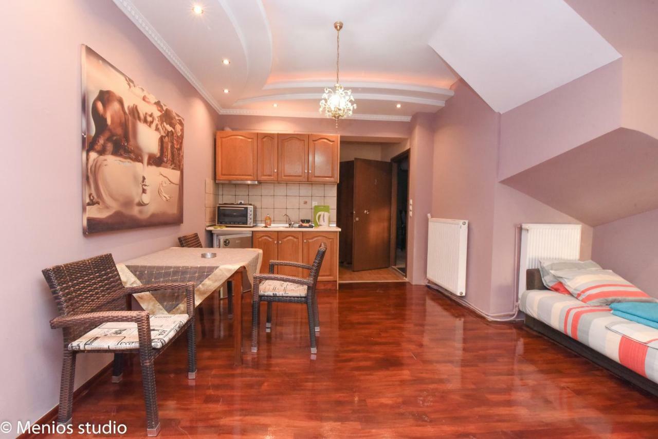 Menios Apartments And Studios Nea Kallikrateia Bagian luar foto