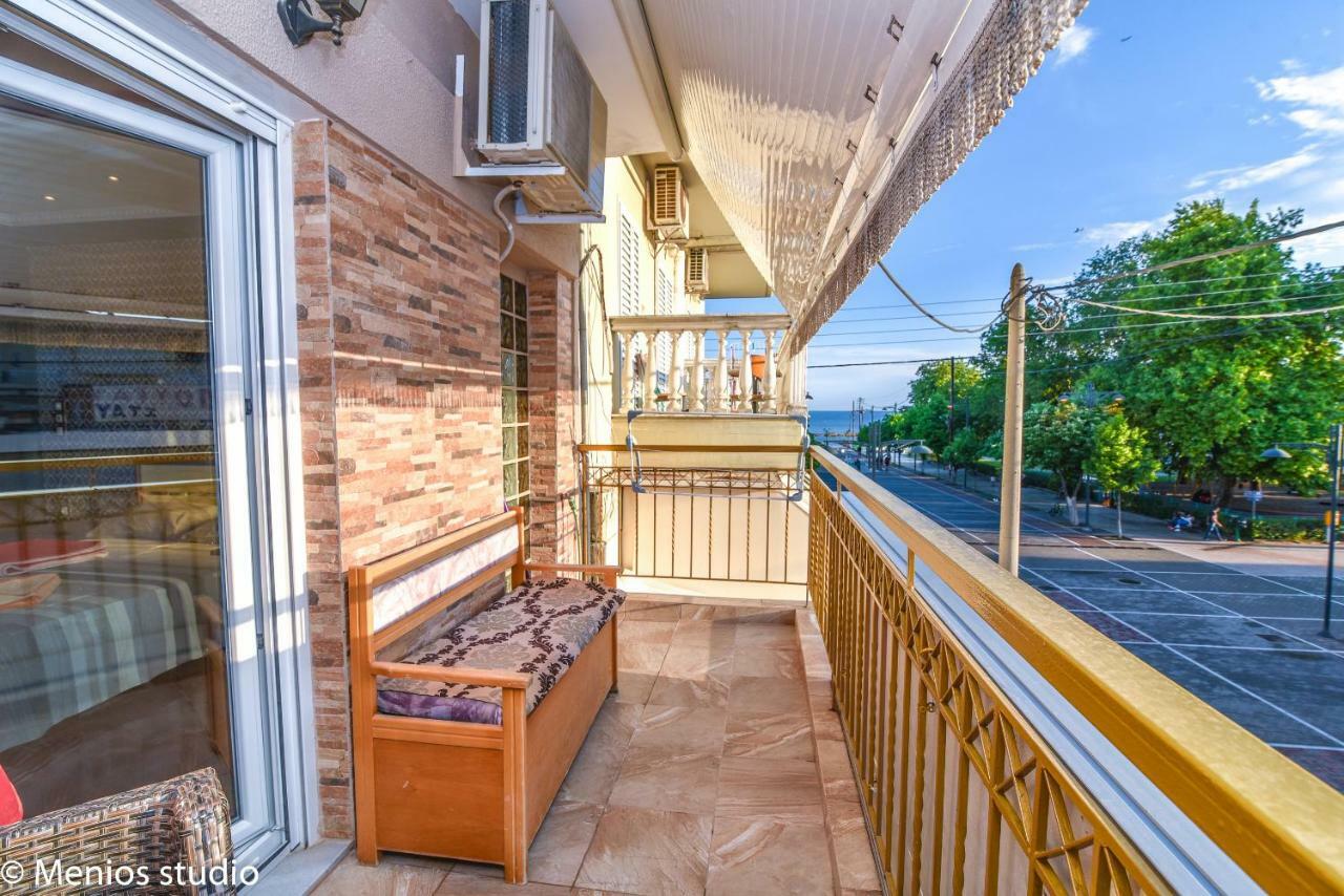 Menios Apartments And Studios Nea Kallikrateia Bagian luar foto
