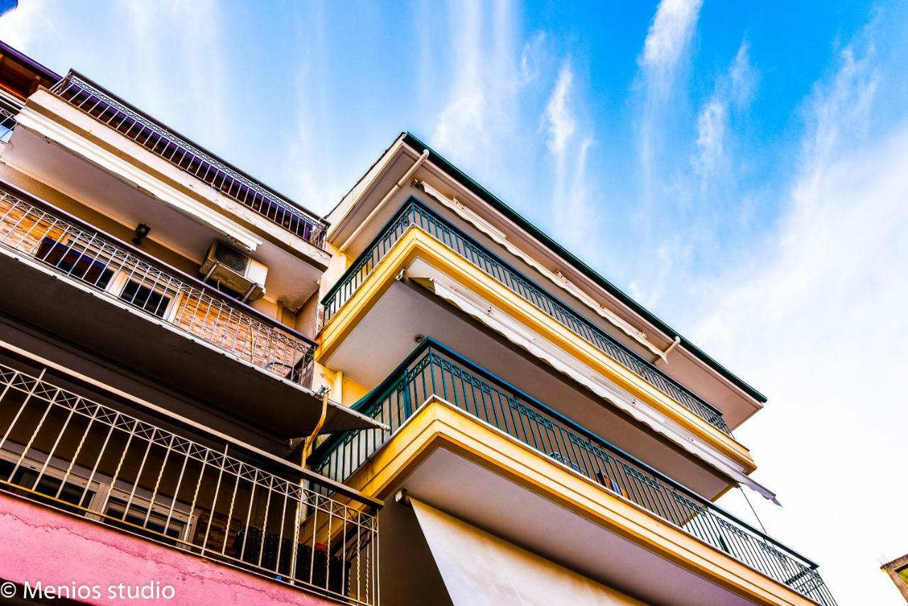 Menios Apartments And Studios Nea Kallikrateia Bagian luar foto